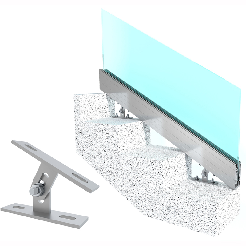 Adapter voor glazen balustrade voor montage op een traptrede
