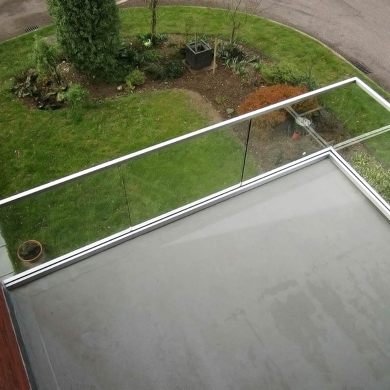 Glass railing with square slot tube
