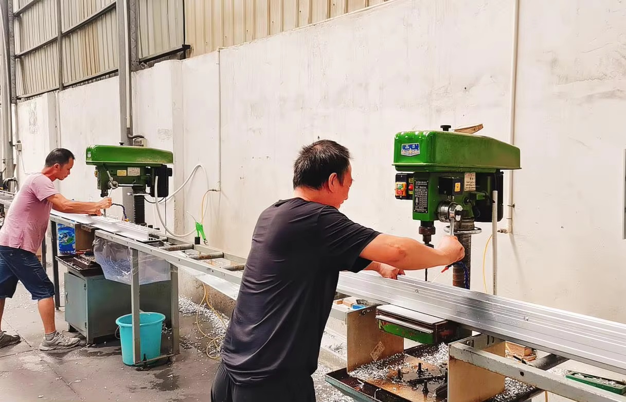 H22878bc89b8a4cf49235ff4e975ab39cq